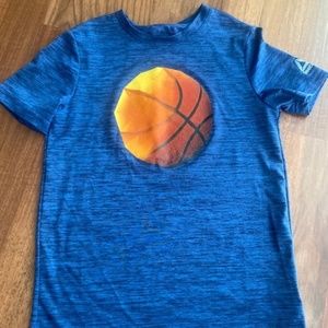 REEBOK BOYS BASKETBALL ATHLETIC SHIRT